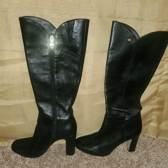 Black Leather boots - Picture 2 of 2
